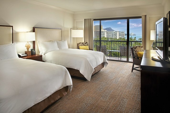 Hilton Hawaiian Village Waikiki Beach Resort
