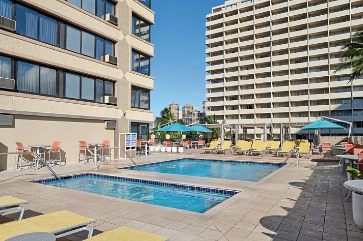 Holiday Inn Express Waikiki
