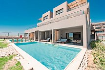 Sentido Naga Bay - Wohnbeispiel Juniorsuite Swim Up Sentido Fitness Beachfront Meerblick (Zimmercodierung J9M)