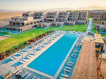 Sentido Naga Bay
