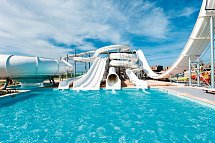 Sentido Naga Bay