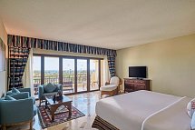 Steigenberger ALDAU Beach Hotel - Wohnbeispiel Juniorsuite Meerblick (Zimmercodierung J9M)