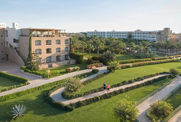 Fort Arabesque - The West Bay