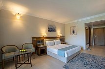 SRNTY Sea Reef - Wohnbeispiel Doppelzimmer Premium Poolblick (Zimmercodierungen DMP, DCP, UMP & DC3)