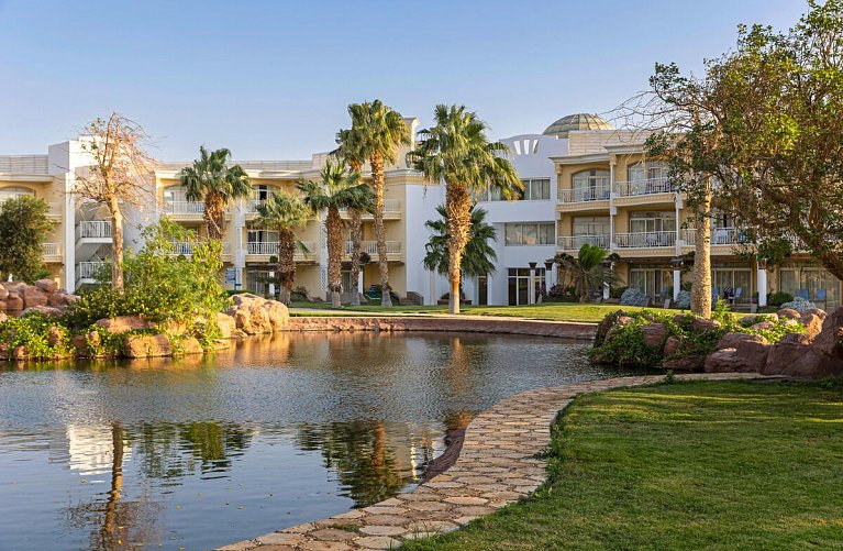 Palm Royale Resort Soma Bay