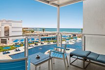 Pickalbatros Blu Spa Resort - Beispiel Balkon Doppelzimmer Elite Meerblick (Zimmercodierung DSM)