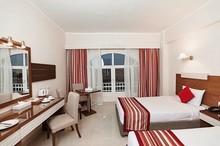 Golden Beach Resort