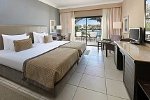 JAZ Aquamarine - Wohnbeispiel Doppelzimmer Superior Poolblick (Zimmercodierungen DSP & DCP)
