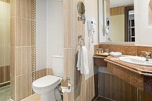 Pickalbatros Palace Resort - Beispiel Bad Doppelzimmer Standard Poolblick (Zimmercodierungen DGP & DCP)
