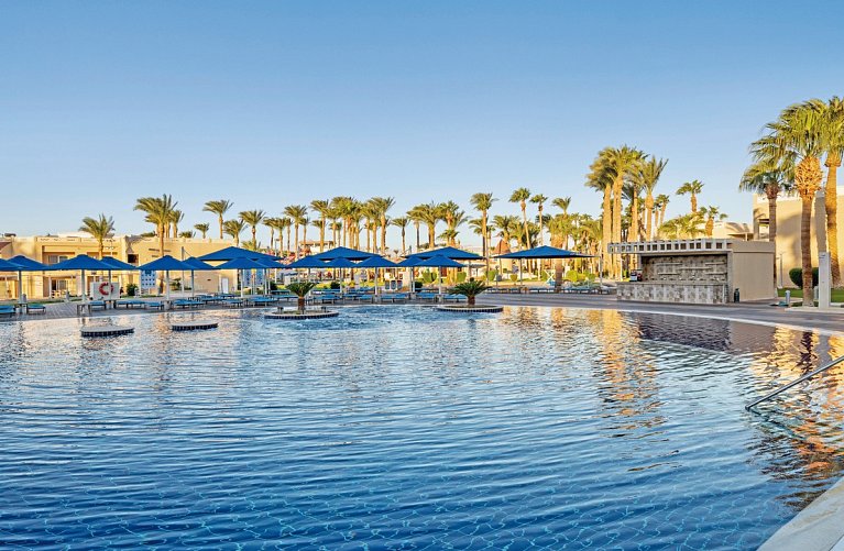 Beach Albatros Resort