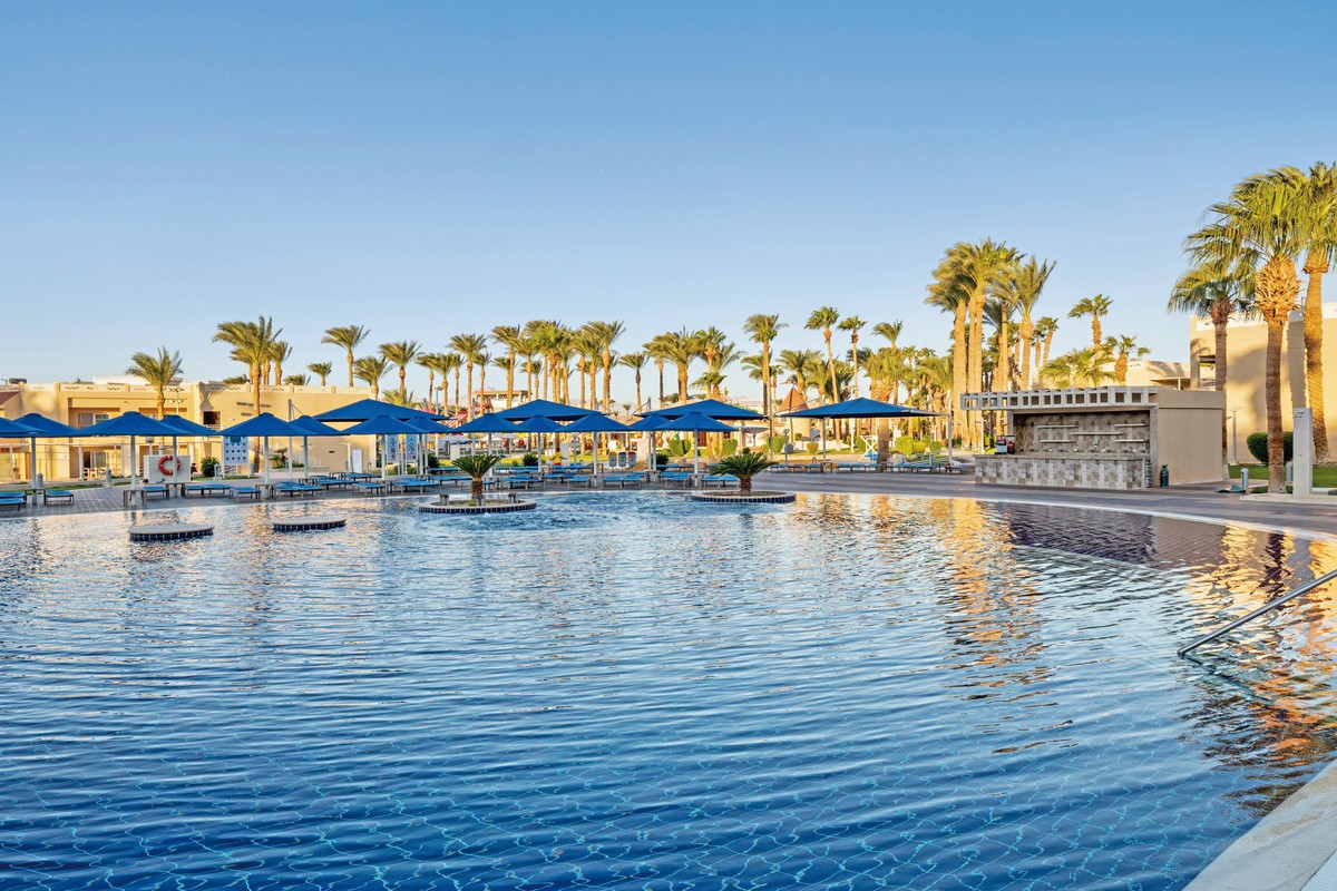 Beach Albatros Resort