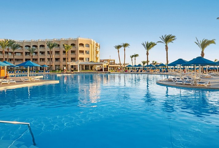 Beach Albatros Resort