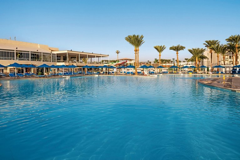 Pickalbatros Dana Beach Resort