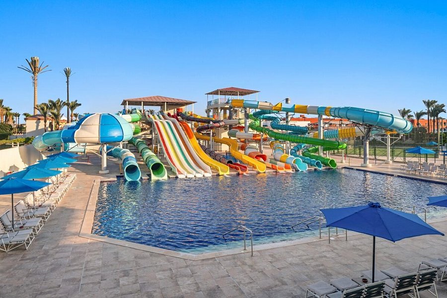 Pickalbatros Dana Beach Resort