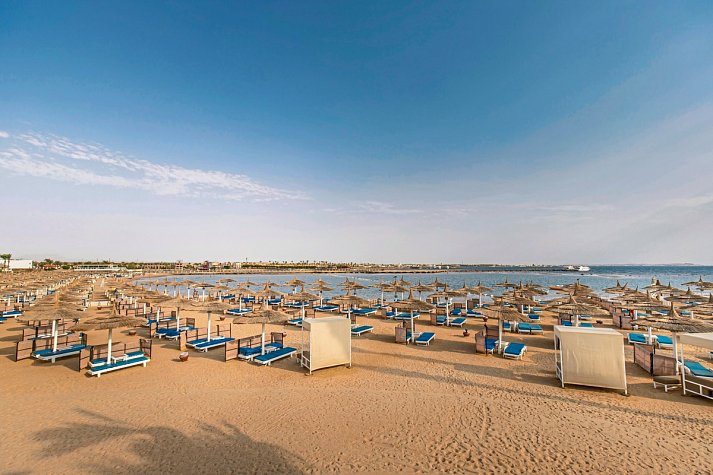 Pickalbatros Dana Beach Resort