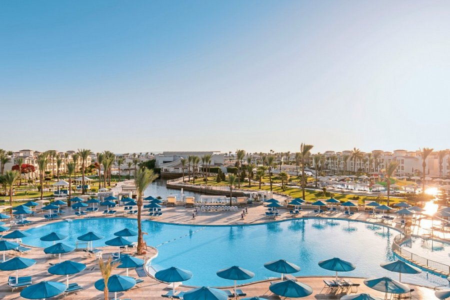 Pickalbatros Dana Beach Resort