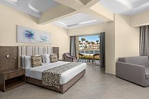 Pickalbatros Dana Beach Resort - Wohnbeispiel Familienzimmer 2 Schlafzimmer (Zimmercodierung FVP)