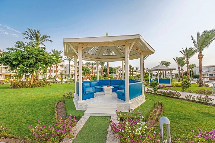 Pickalbatros Dana Beach Resort