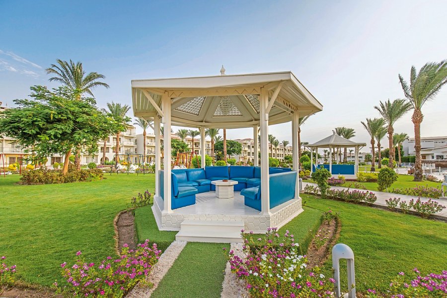 Pickalbatros Dana Beach Resort
