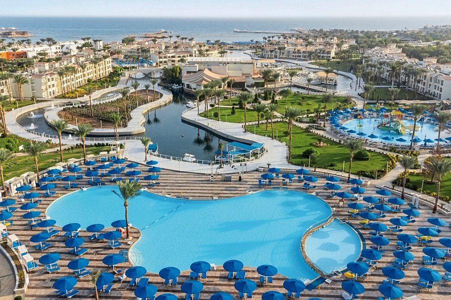 Pickalbatros Dana Beach Resort