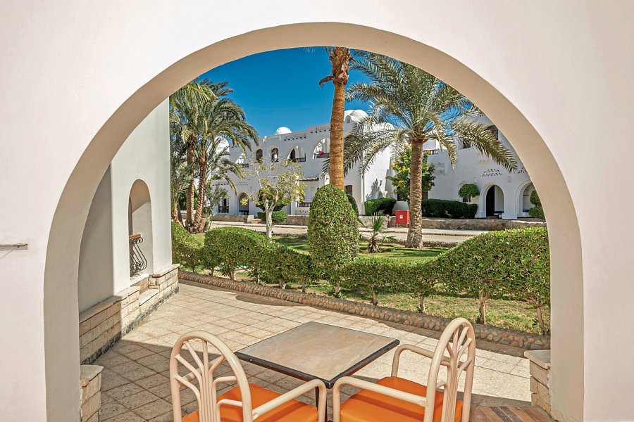 Arabia Azur Resort - Beispiel Terrasse Doppelzimmer Standard (Zimmercodierungen DG1, DCG, DP1 & DC1)