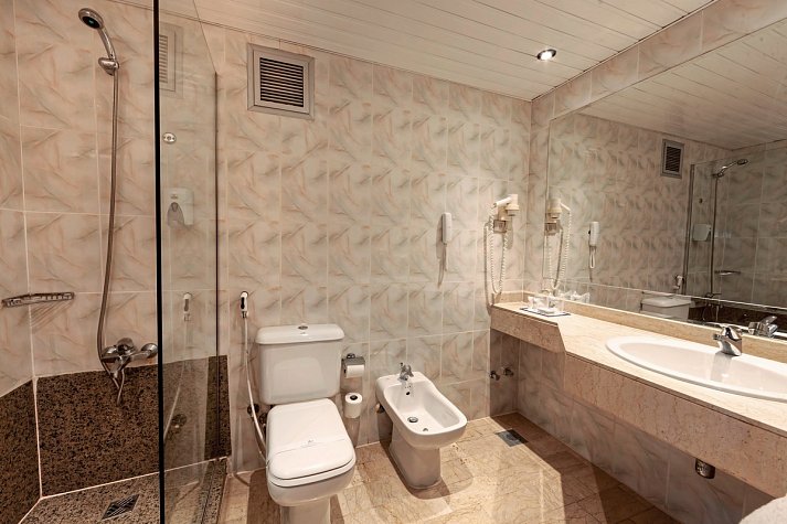 Pharaoh Azur Resort - Beispiel Bad Doppelzimmer Standard (Zimmercodierungen DG1, DC1, DP1, DGP & DCP)