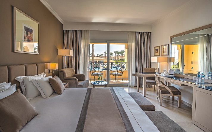Cleopatra Luxury Beach Resort Makadi Bay