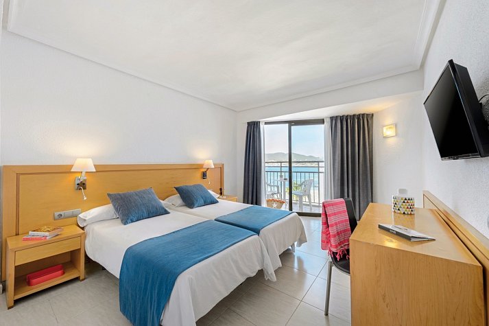 Vibra San Remo - Wohnbeispiel Doppelzimmer Meerblick (Zimmercodierung DBM)