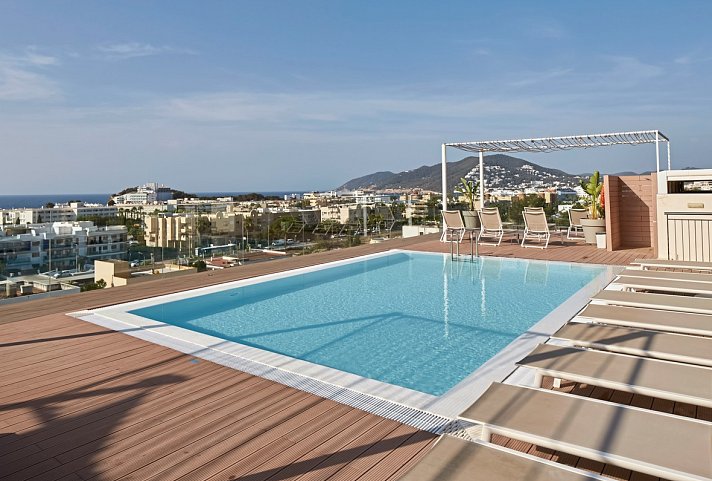 Invisa Aparthotel Casa Luis