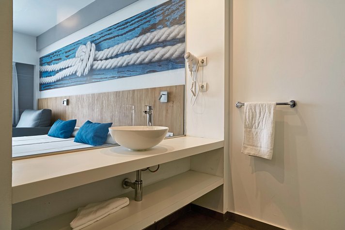 Invisa Aparthotel Casa Luis