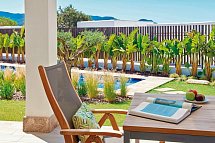 7Pines Resort Ibiza · Destination by Hyatt - Laguna Suite Swim Up (Zimmercodierung WBQ)