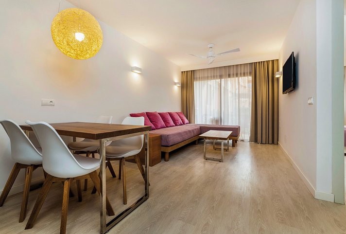 Insotel Club Tarida Playa - Wohnbeispiel Familiensuite (Zimmercodierung FB1)