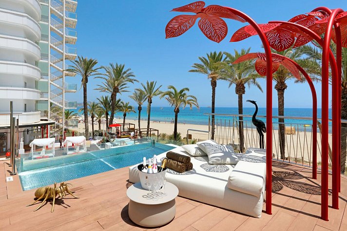 Ushuaïa Ibiza Beach