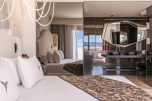 The Unexpected Ibiza Hotel - Wohnbeispiel Anything Can Happen Suite seitl. Meerblick (Zimmercodierung W1N)