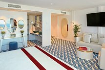 Mongibello Ibiza - Wohnbeispiel Suite Meerblick mit Balkon - Tribute to Ibiza (Zimmercodierung W1M)