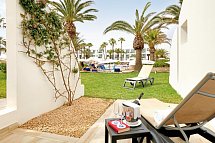 Grand Palladium White Island Resort & Spa - Beispiel Terrasse (Zimmercodierung DSP)
