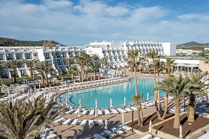 Grand Palladium White Island Resort & Spa