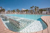 Grand Palladium White Island Resort & Spa