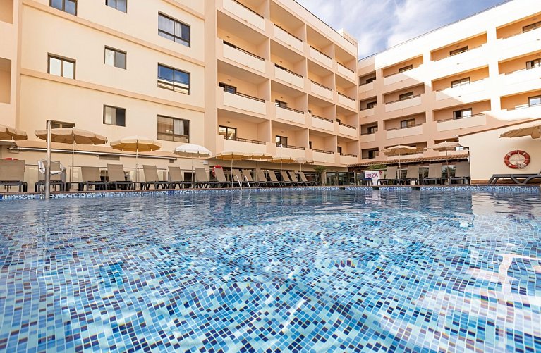 Invisa La Cala