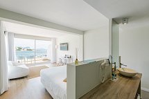 AluaSoul Ibiza - Wohnbeispiel Juniorsuite frontaler Meerblick (Zimmercodierung JBM)