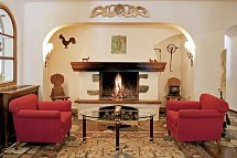 Relais & Châteaux Hotel Tennerhof - Lobby Lounge