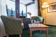 Alpenhof - Wohnbeispiel Familienzimmer Balkon (Zimmercodierung FB1)