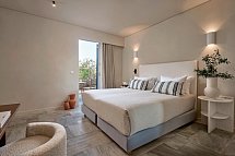 Mykonos Theoxenia - Wohnbeispiel Doppelzimmer Gartenblick (Zimmercodierung DBG)