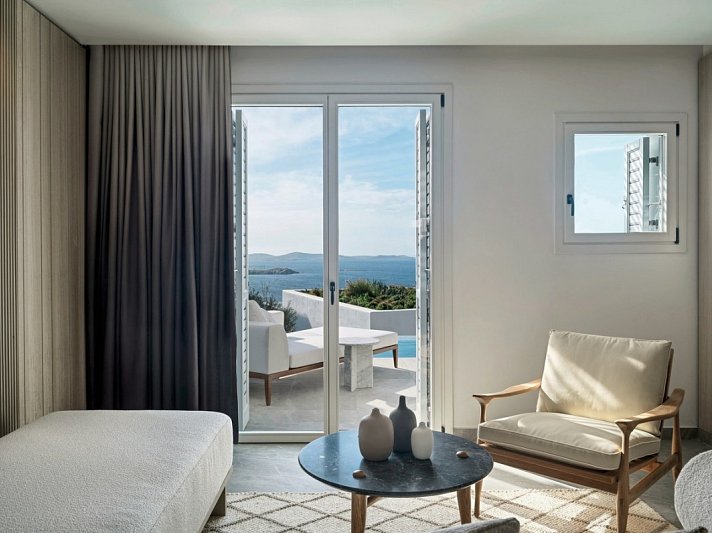 Deos Mykonos - A Myconian Collection Hotel