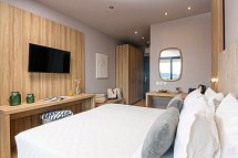 Petra Nera Hotel Skiathos, Philian Hotels & Resorts - Wohnbeispiel Doppelzimmer Superior Meerblick (Zimmercodierung DSM)