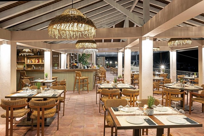 Petra Nera Hotel Skiathos, Philian Hotels & Resorts