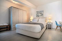 Anema Luxury Suites and Villas - Wohnbeispiel Sorokos Suite mit Außenjacuzzi (Zimmercodierung WBG)