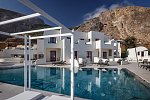 MAR n MAR Crown Hotel and Suites