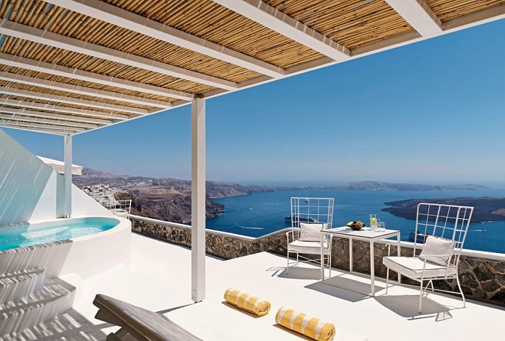 Katikies Chromata - Superior Outdoor Jetted Tub Suite