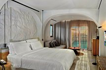 Radisson Blu Zaffron - Wohnbeispiel Juniorsuite mit privatem Pool (Zimmercodierung JBP)